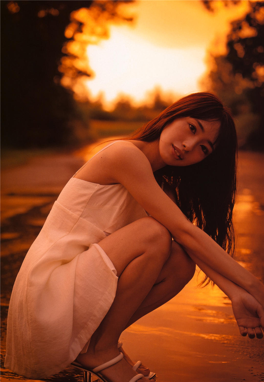 向井地美音1ST写真集《胸騒ぎの正体》高清全本