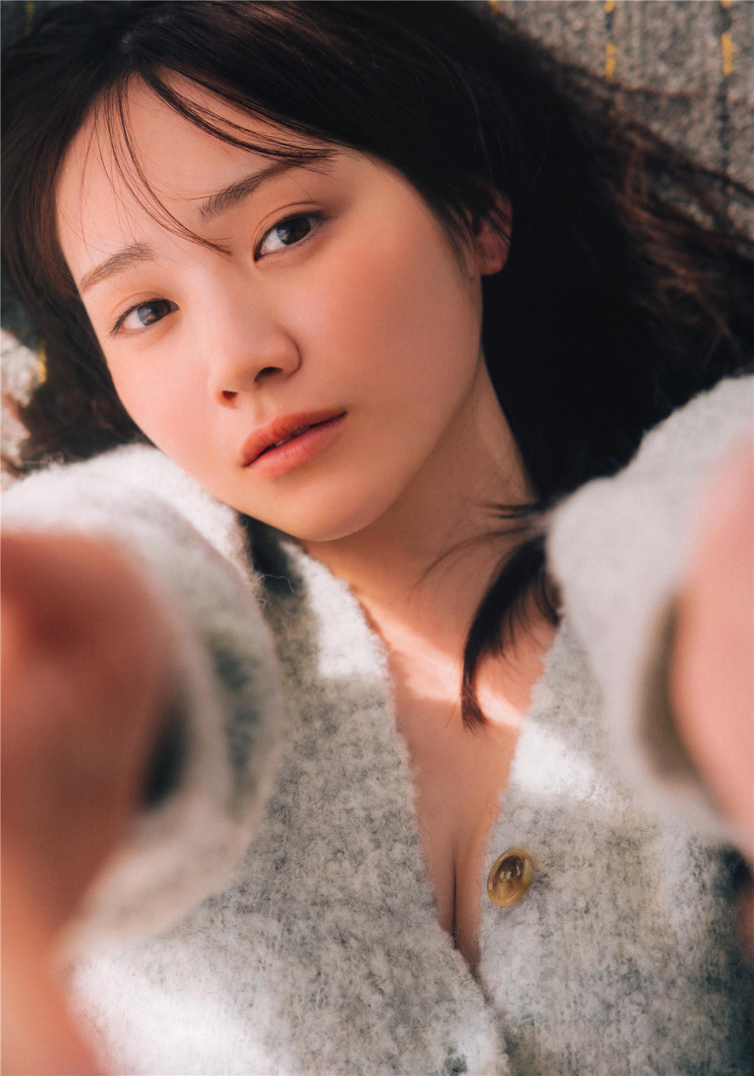 田村真佑1ST写真集《恋に落ちた瞬間》高清全本