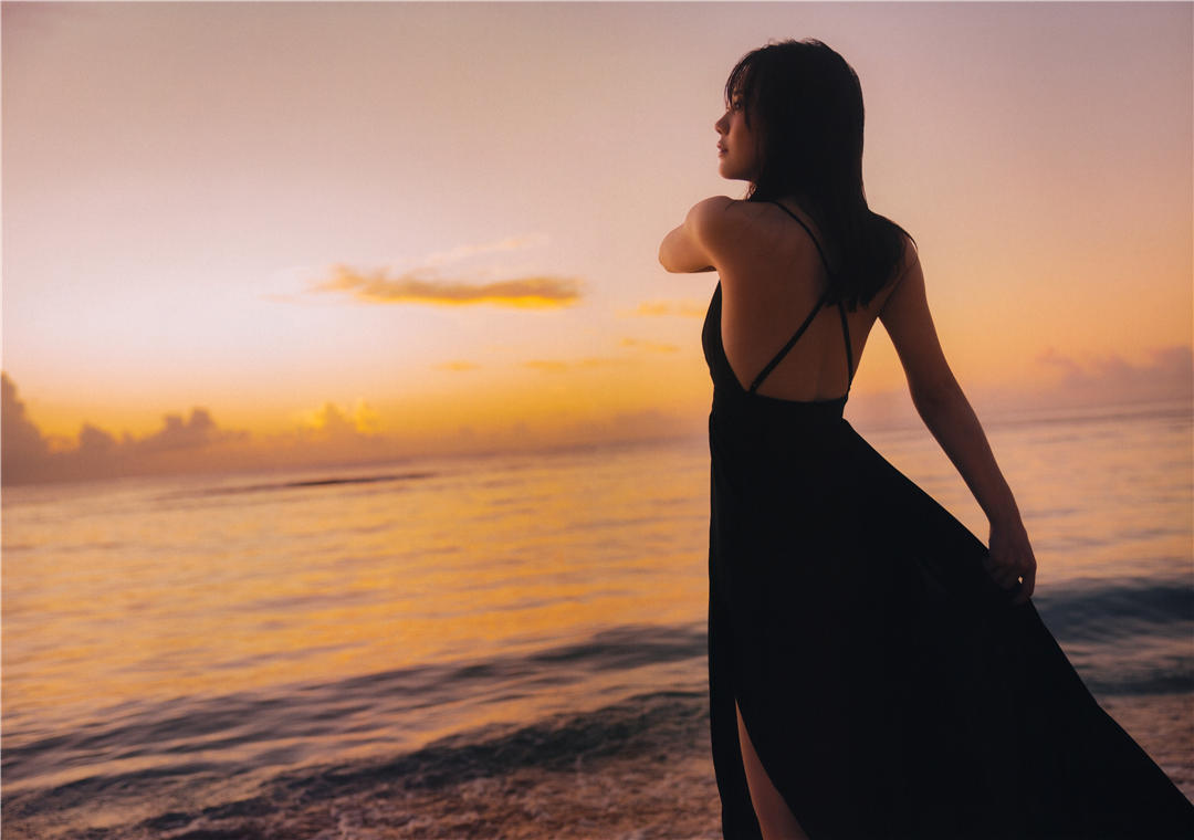 田村真佑1ST写真集《恋に落ちた瞬間》高清全本