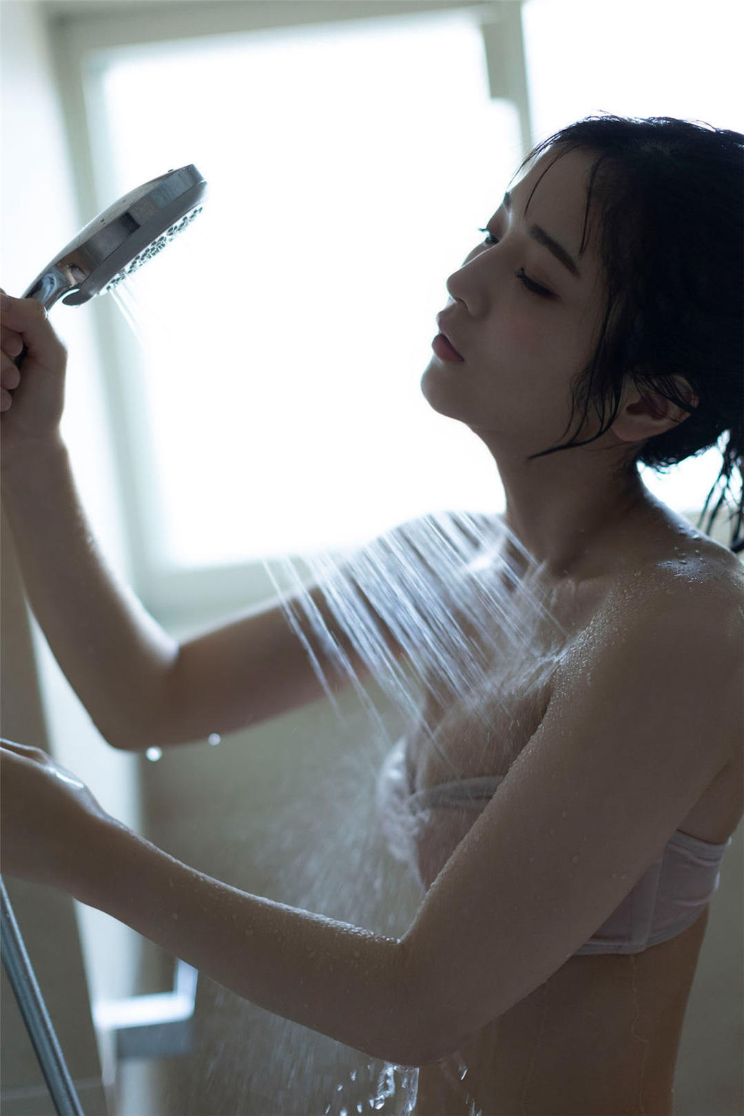 黑崎菜菜子写真集《少女卒業 VOL.2》高清全本