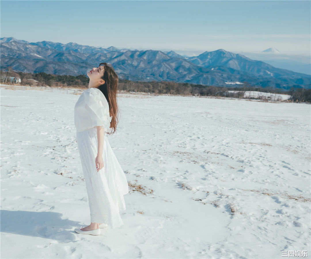 神志那结衣写真集《呼ぶ声がする。》高清全本