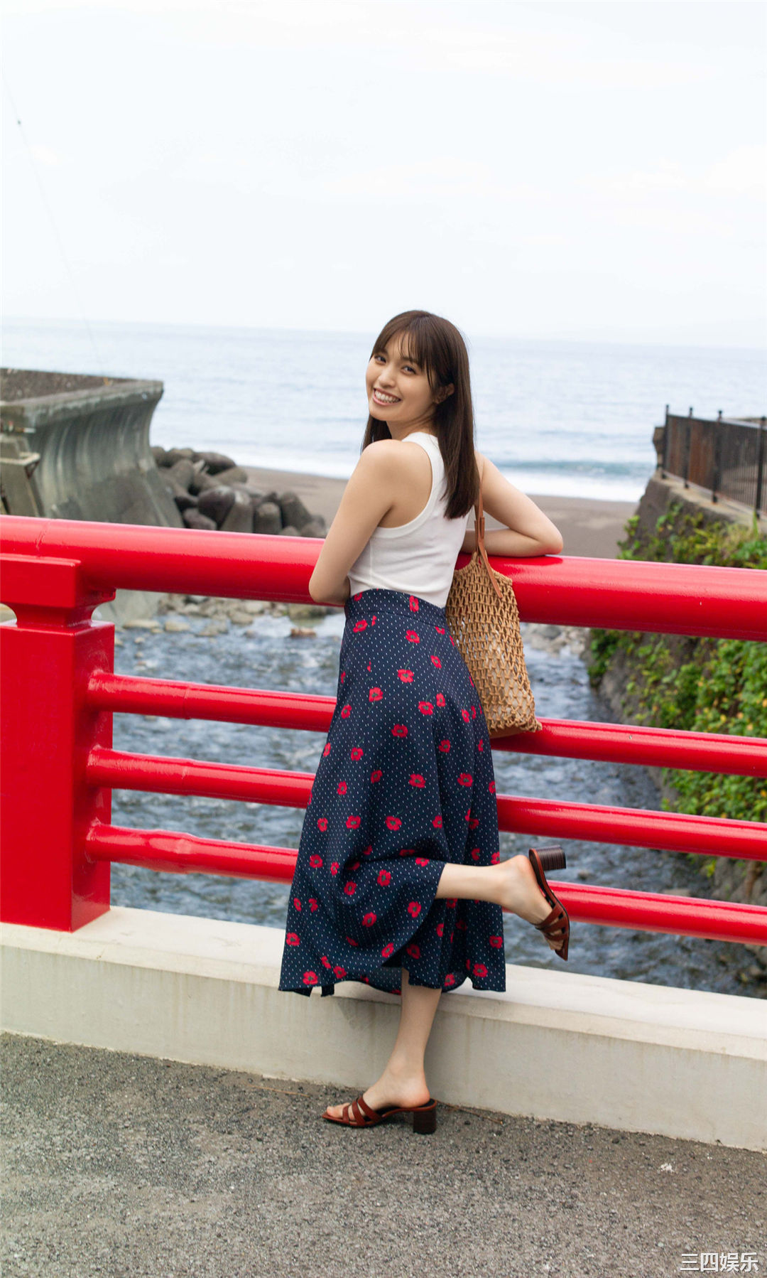 村岛未悠写真集《むらみゆ温泉》高清全本