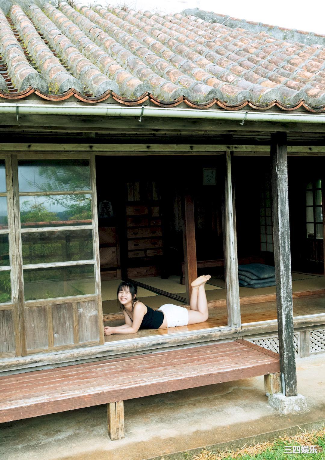 横山玲奈写真集《REINA is eighteen ～N to S～》高清全本