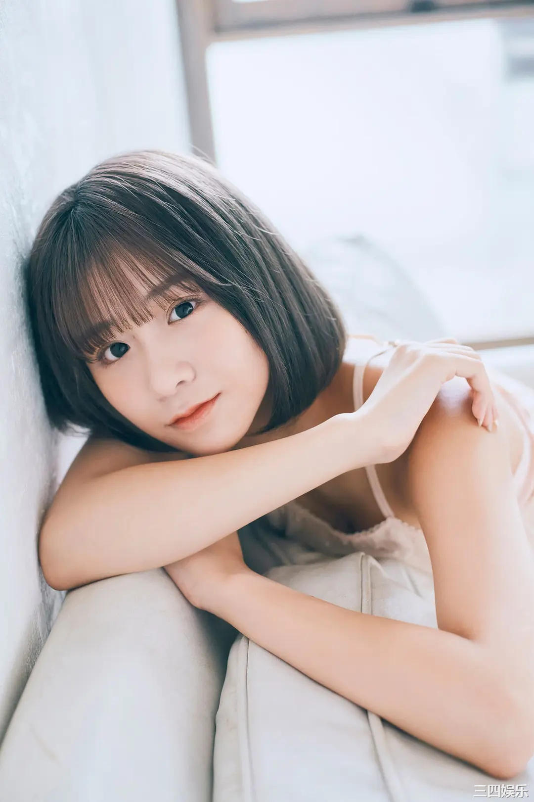 金子みゆ写真集《WHITE graph デジタル写真集》高清全本