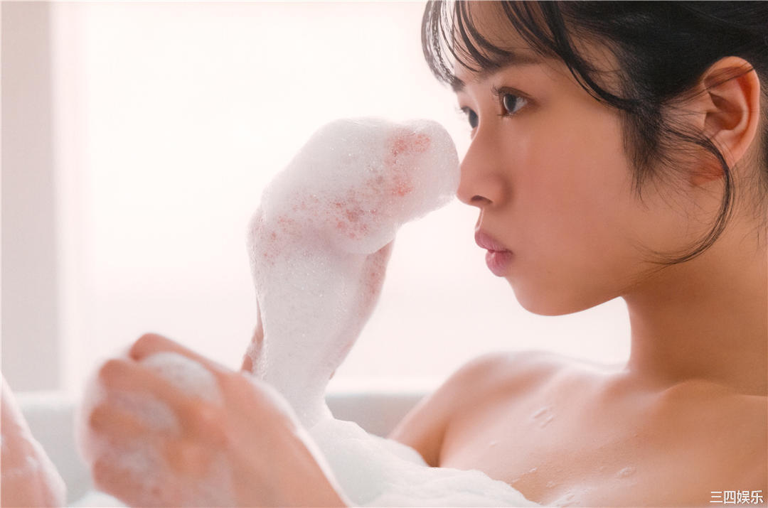 上村雏乃1ST写真集《そのままで》高清全本