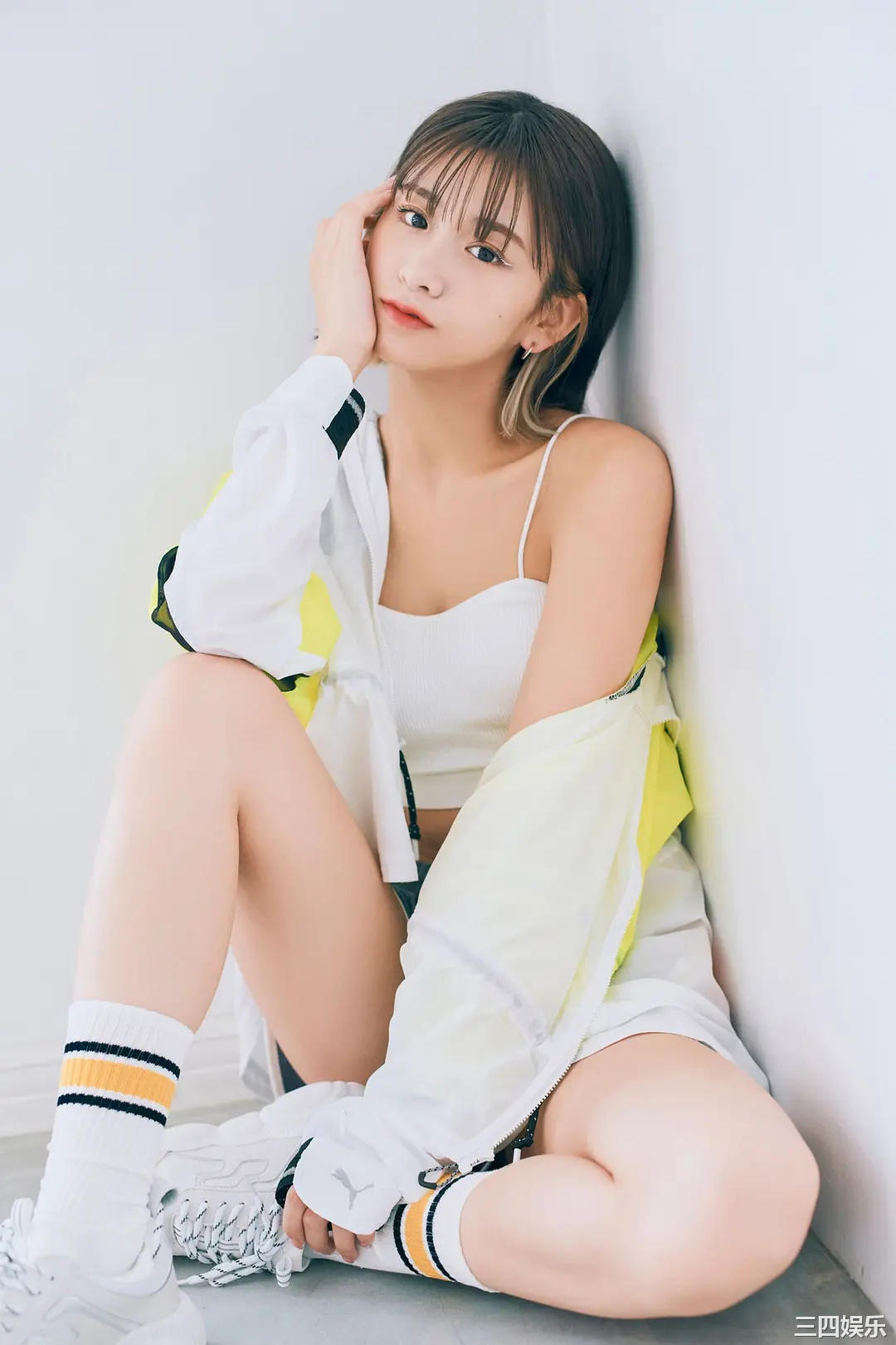 金子みゆ写真集《WHITE graph デジタル写真集》高清全本