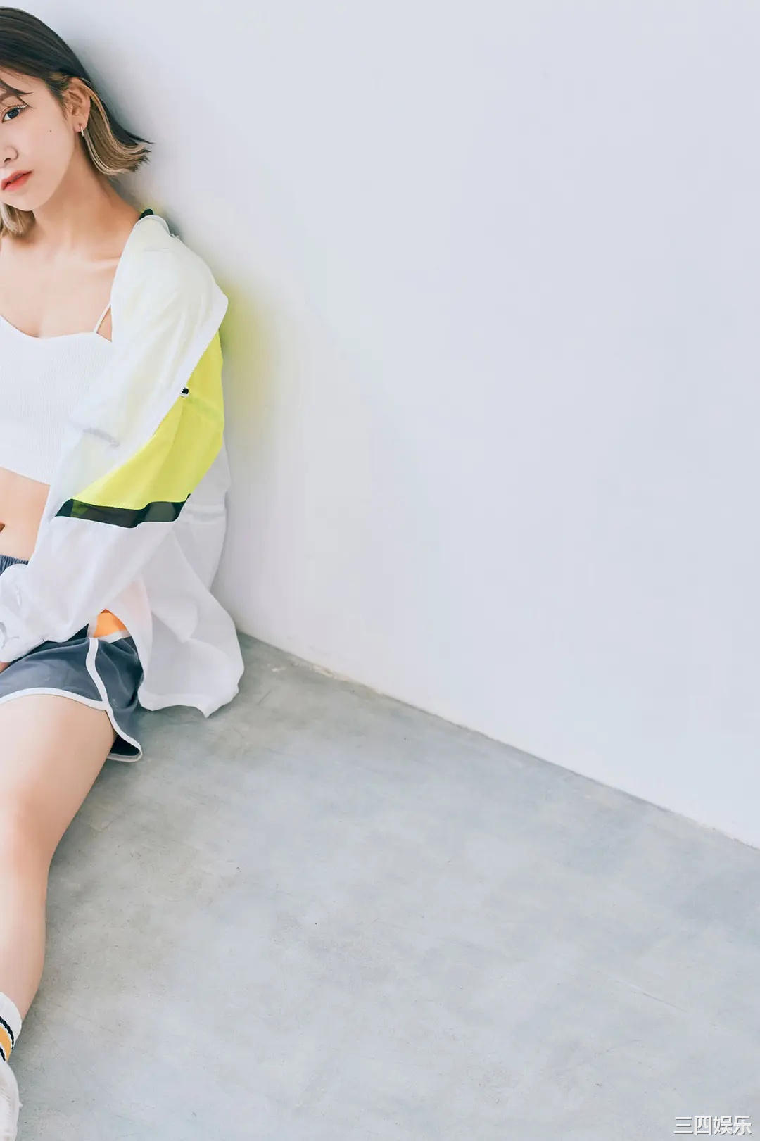 金子みゆ写真集《WHITE graph デジタル写真集》高清全本