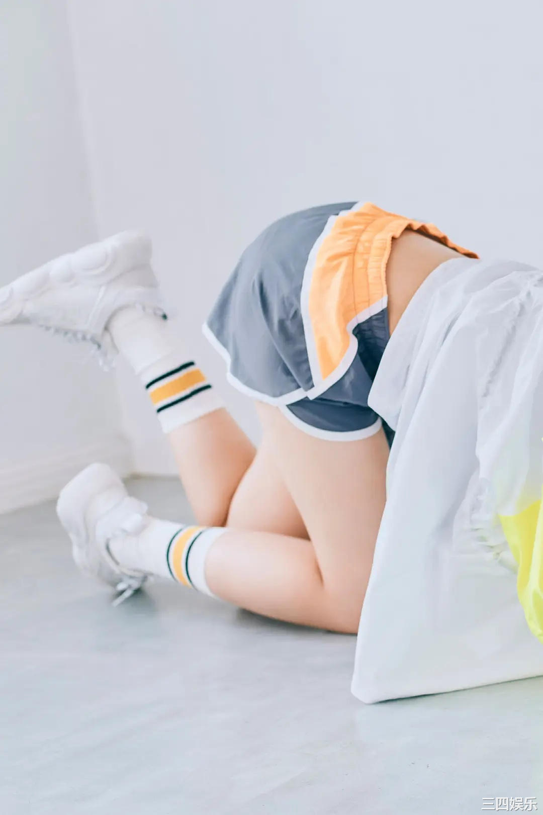 金子みゆ写真集《WHITE graph デジタル写真集》高清全本