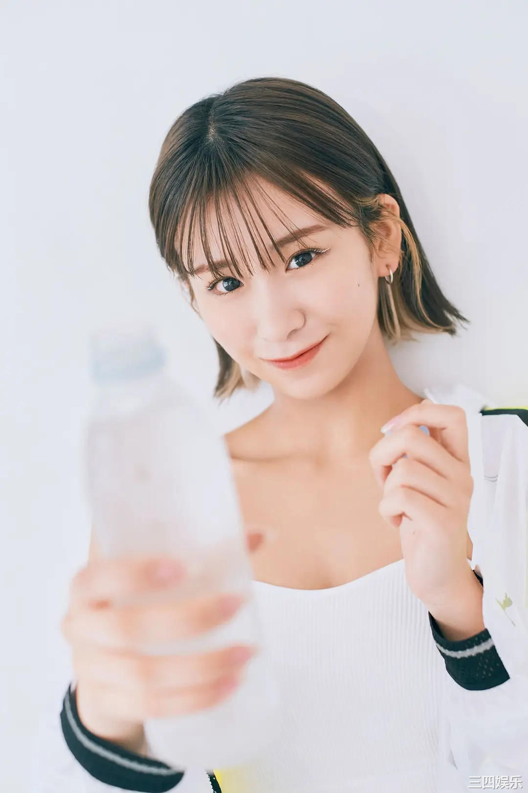 金子みゆ写真集《WHITE graph デジタル写真集》高清全本