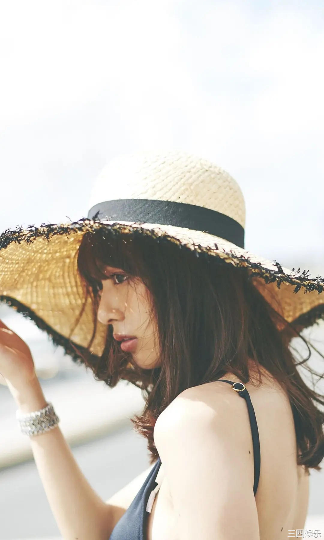 内田理央写真集《サマー・タイム・ドリーム》高清全本