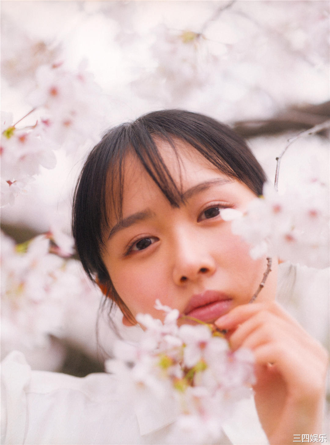 上村雏乃1ST写真集《そのままで》高清全本