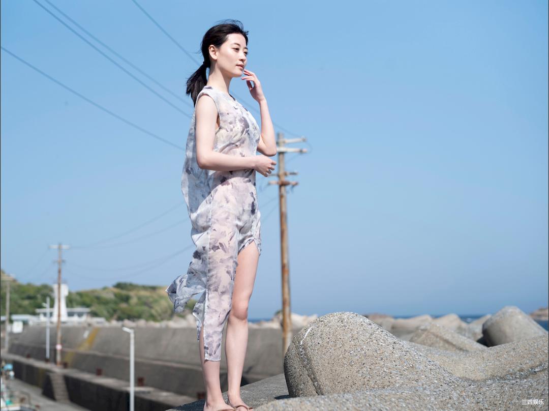 上西惠写真集《陸に上がったマーメイド（ショート・バージョン）》高清全本