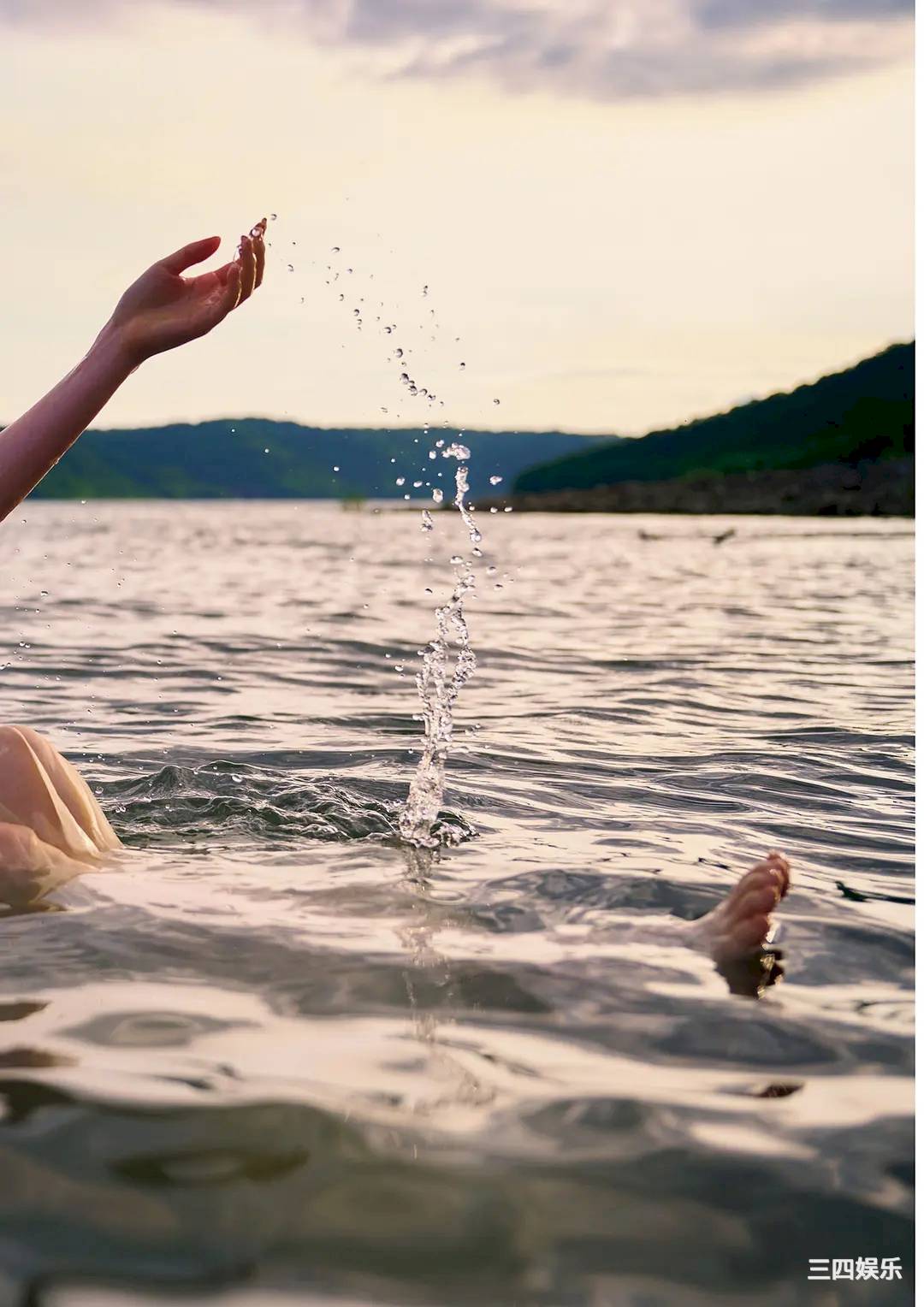 福本莉子写真集《Grace》高清全本