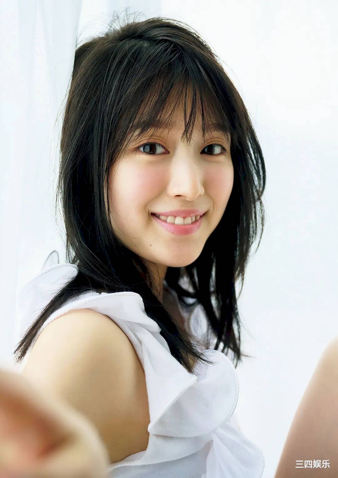 福本莉子写真集《Grace》高清全本