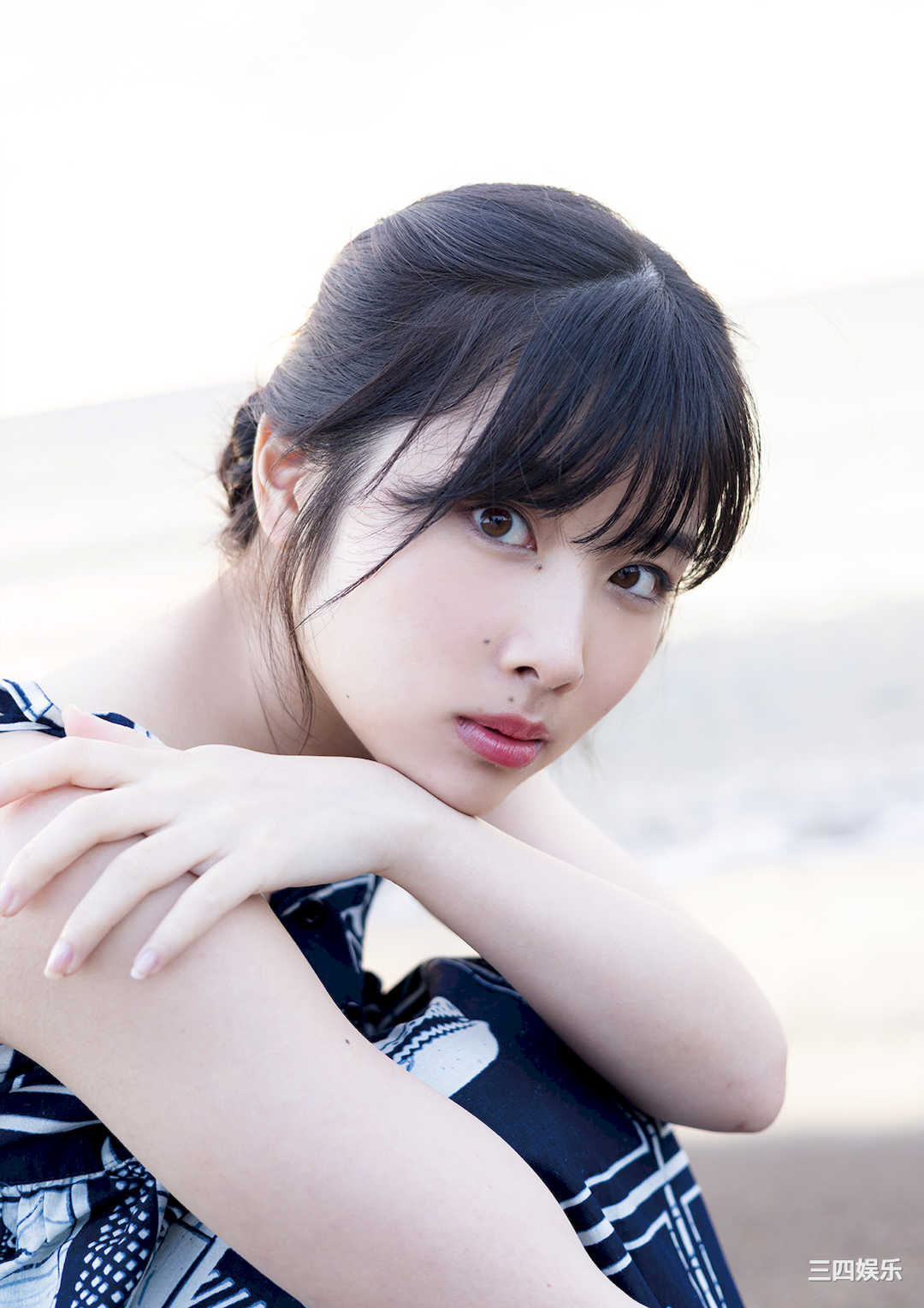 岬なこ1ST写真集《なこのとなり》高清全本