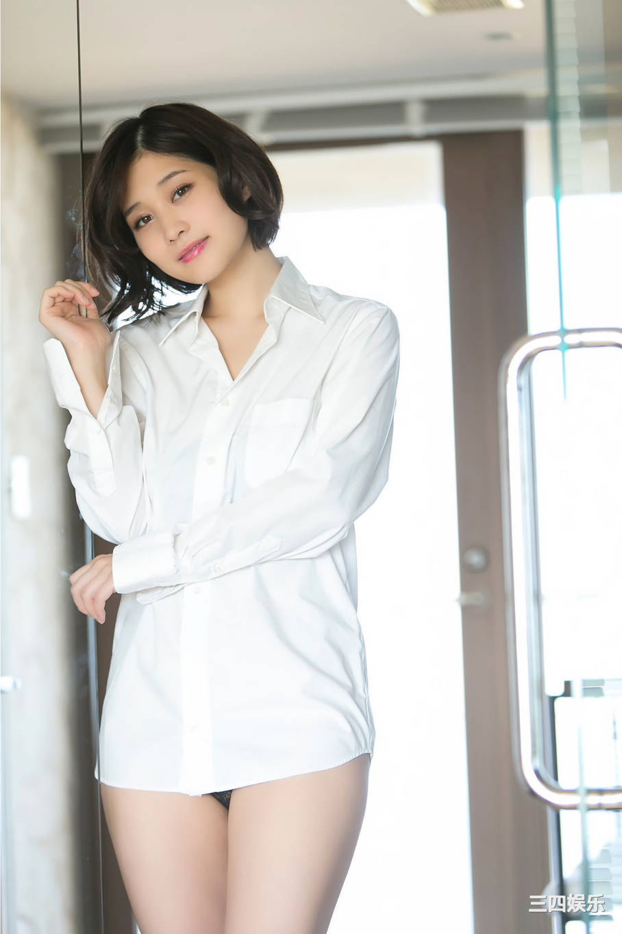 橘花凛写真集《助けて、ダーリン+お願い！プリンセス》高清全本