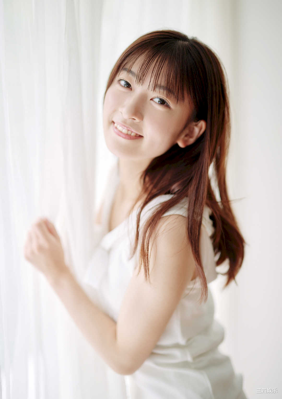 铃原希实写真集《ラブリー》高清全本