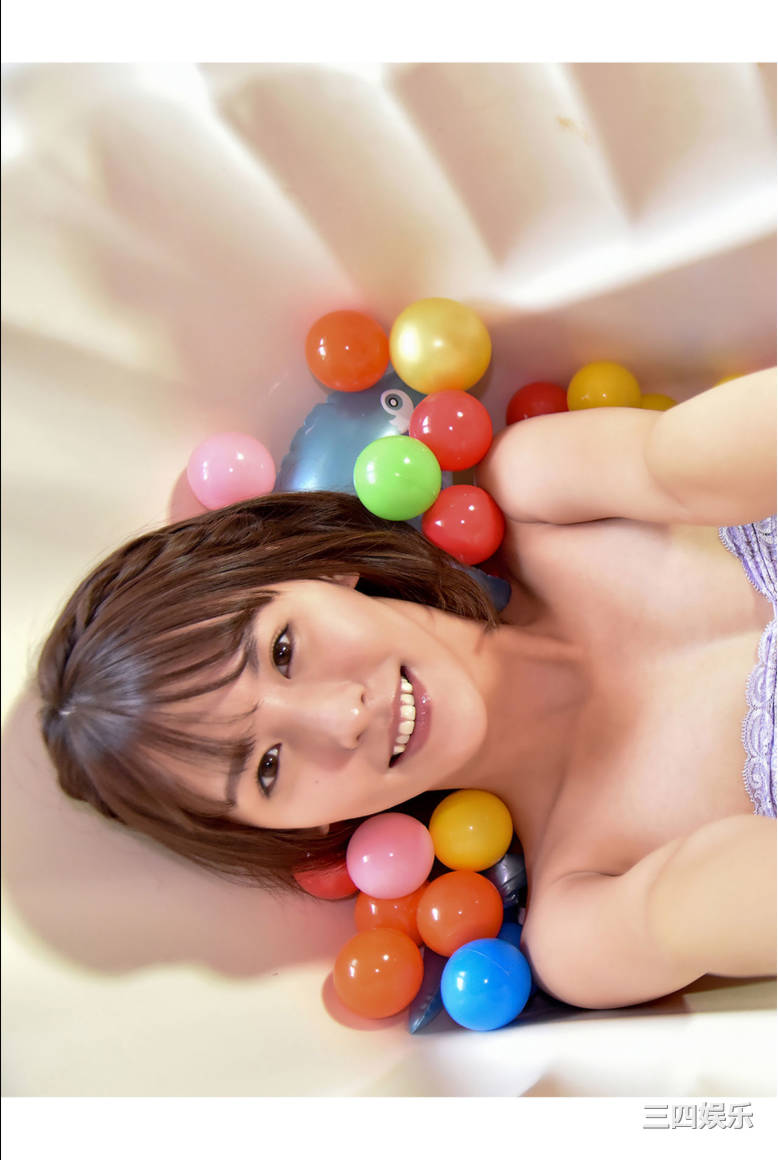 奈月塞娜写真集《Petit BEST 必撮！まるごと☆奈月セナ》高清全本