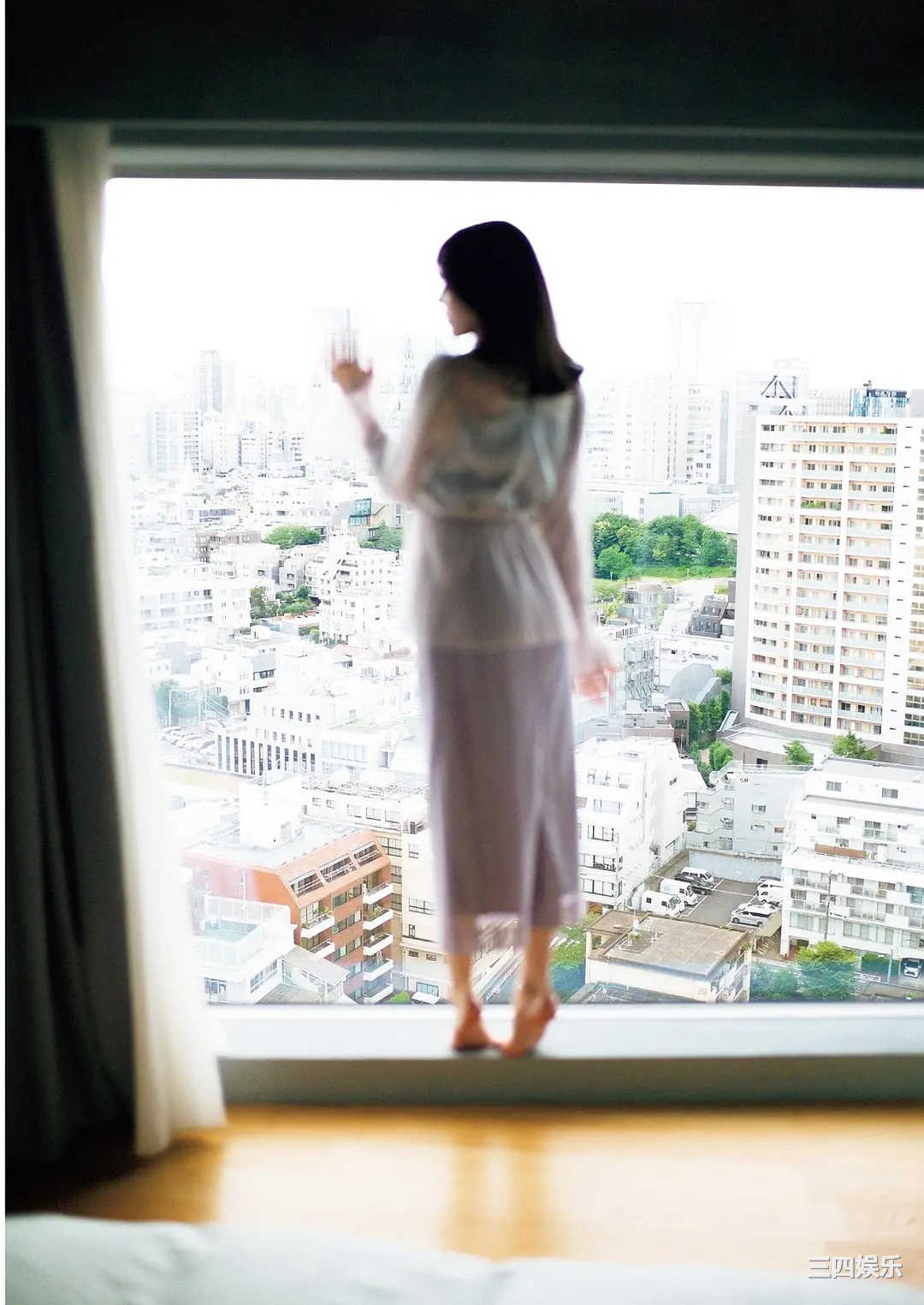 前岛亚美写真集《白群》高清全本