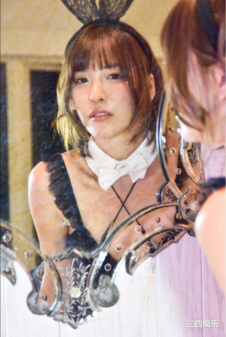 奈月塞娜写真集《Petit BEST 必撮！まるごと☆奈月セナ》高清全本