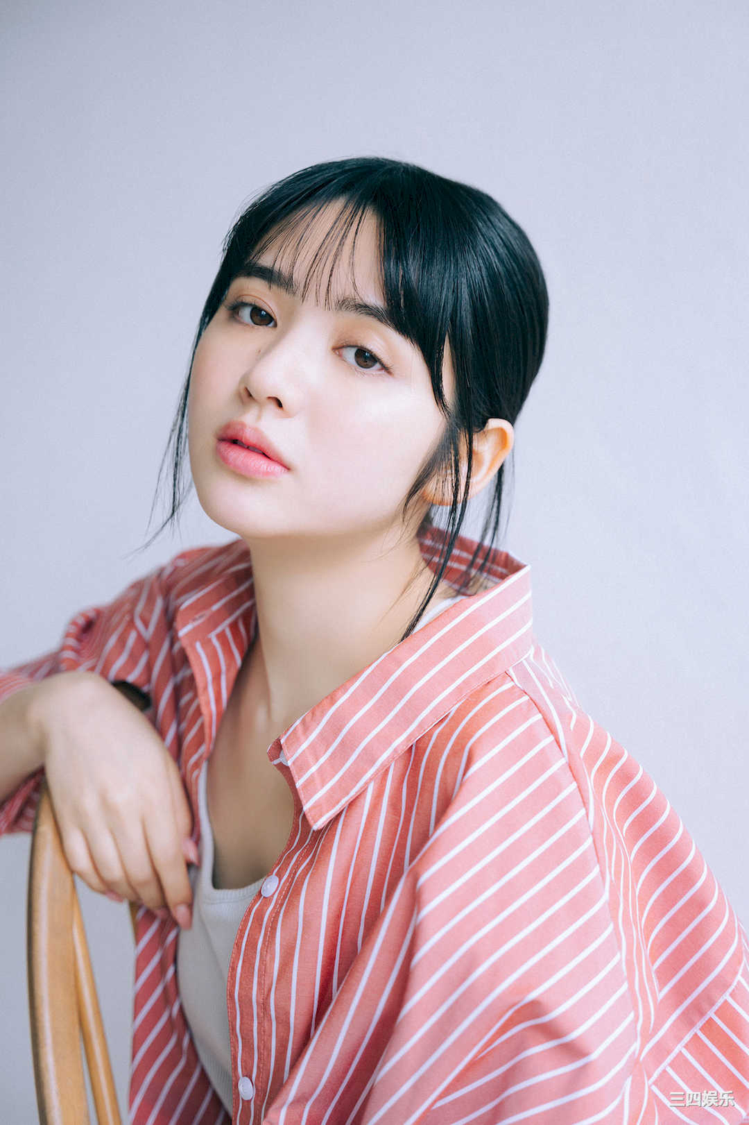 镇西寿寿歌写真集《WHITE graph デジタル写真集》高清全本