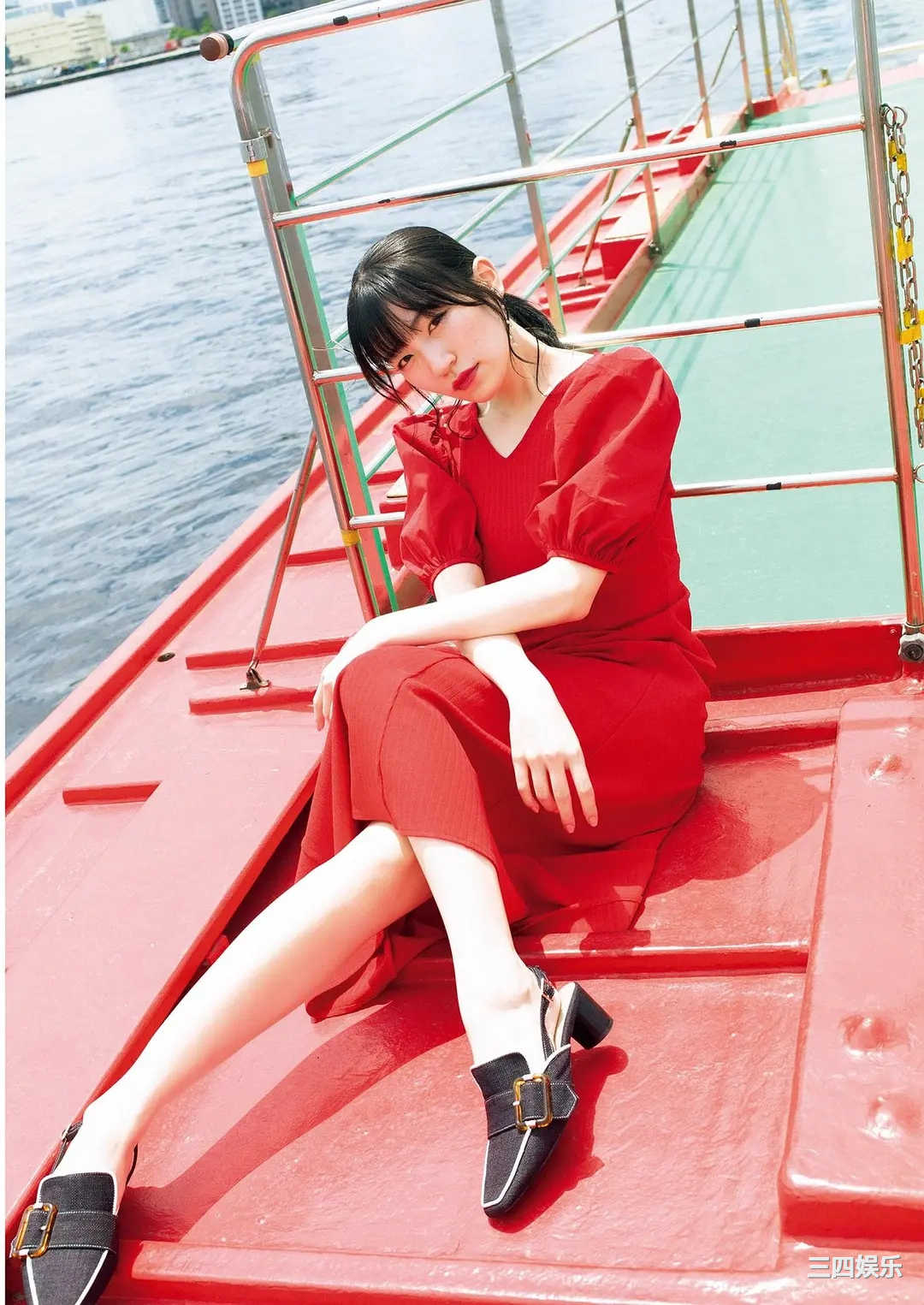 前岛亚美写真集《白群》高清全本