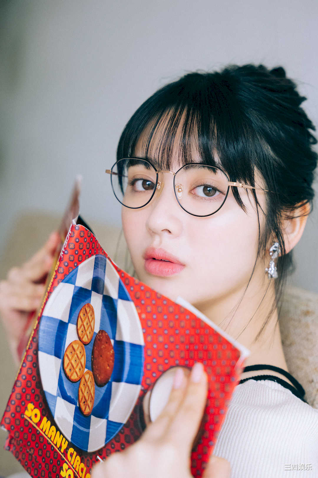 镇西寿寿歌写真集《WHITE graph デジタル写真集》高清全本