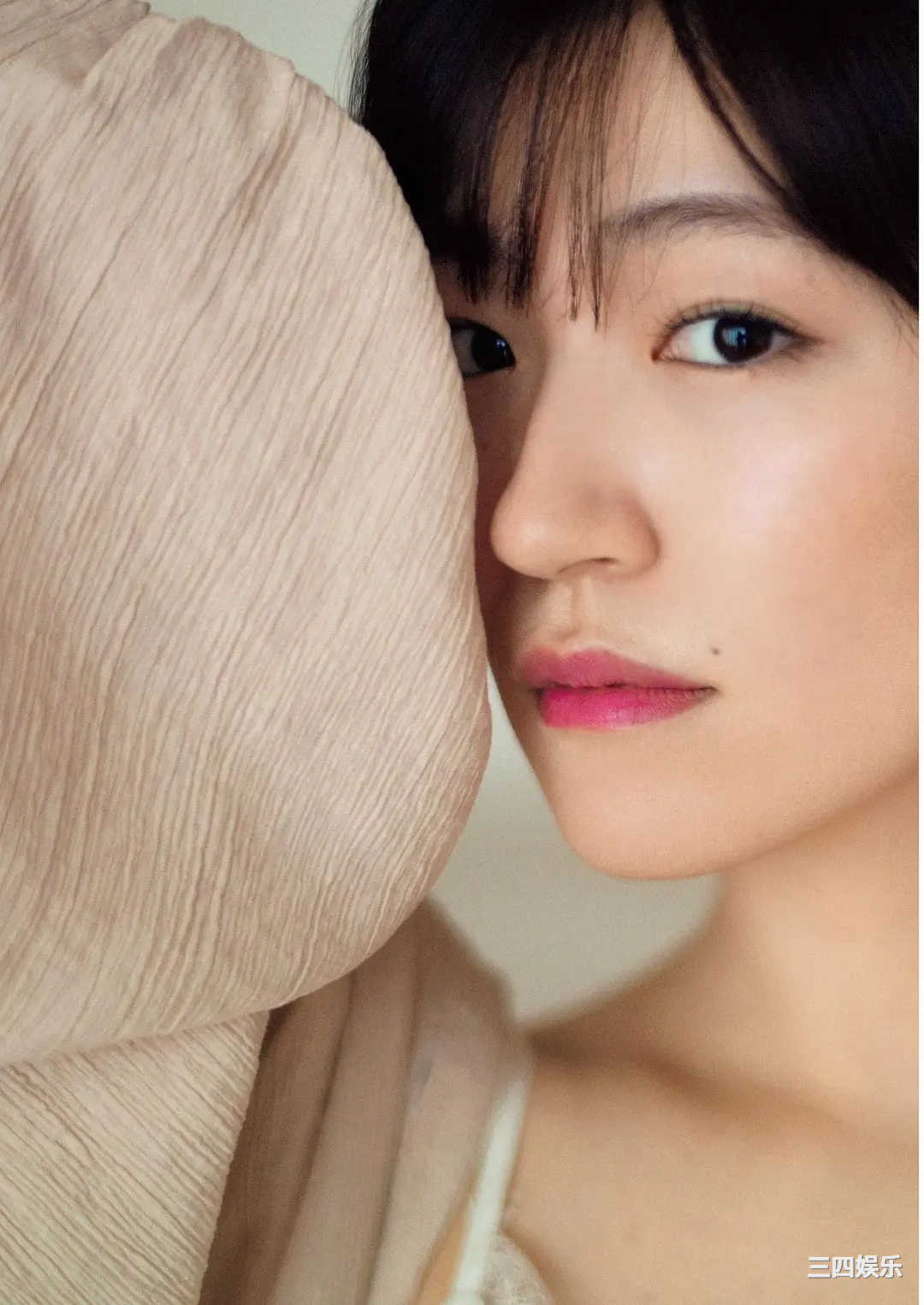 前岛亚美写真集《白群》高清全本