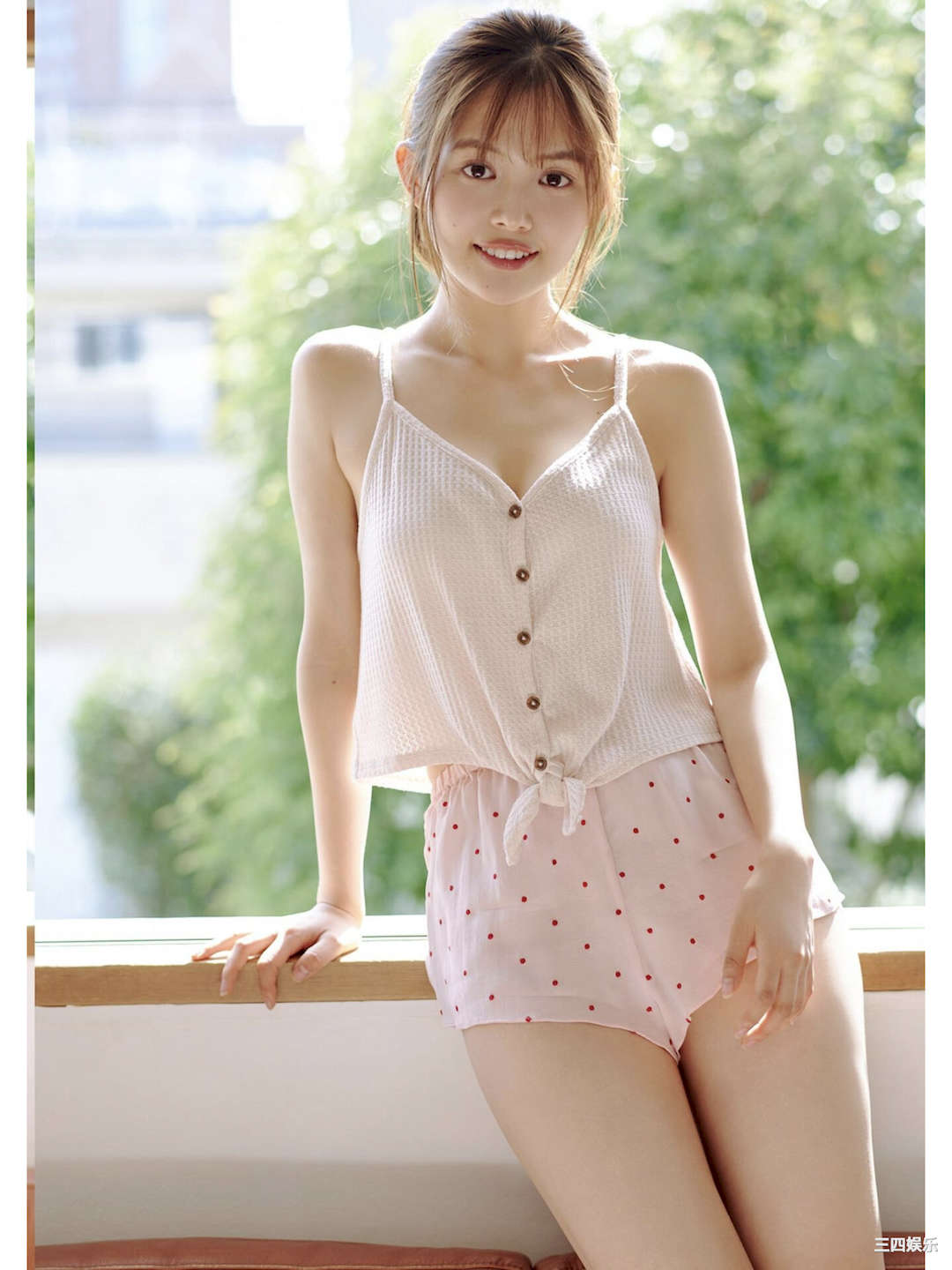 森日菜美写真集《全力全開！ニューヒロイン》高清全本