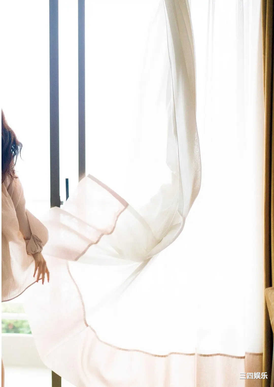 前岛亚美写真集《白群》高清全本