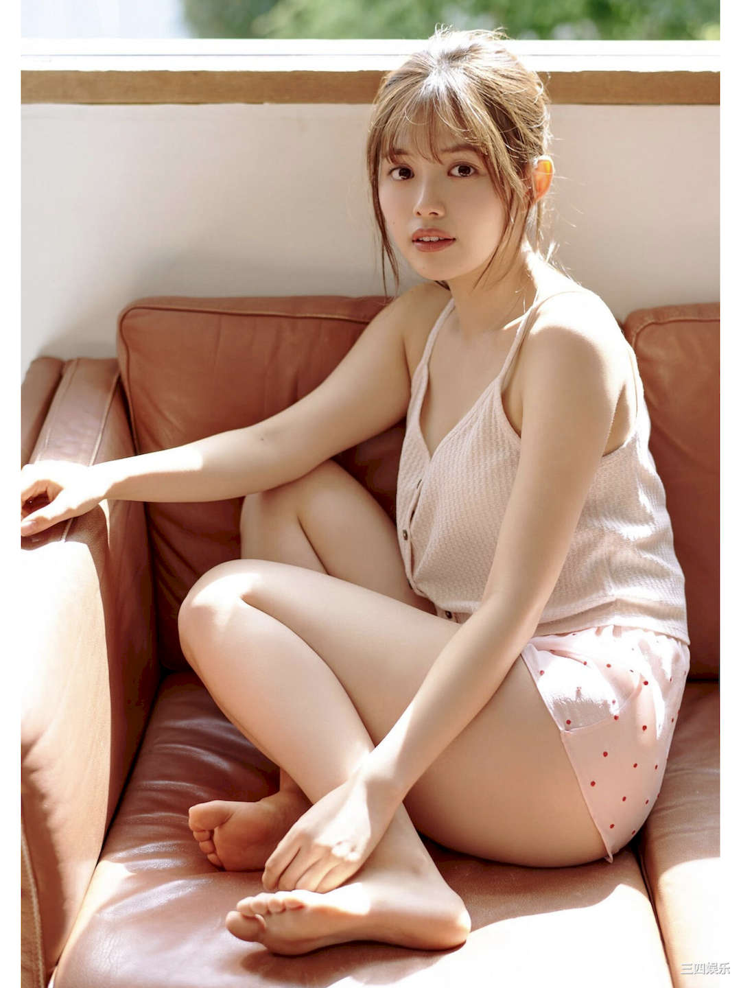 森日菜美写真集《全力全開！ニューヒロイン》高清全本