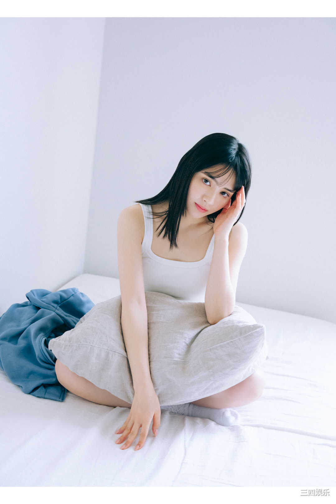 镇西寿寿歌写真集《WHITE graph デジタル写真集》高清全本