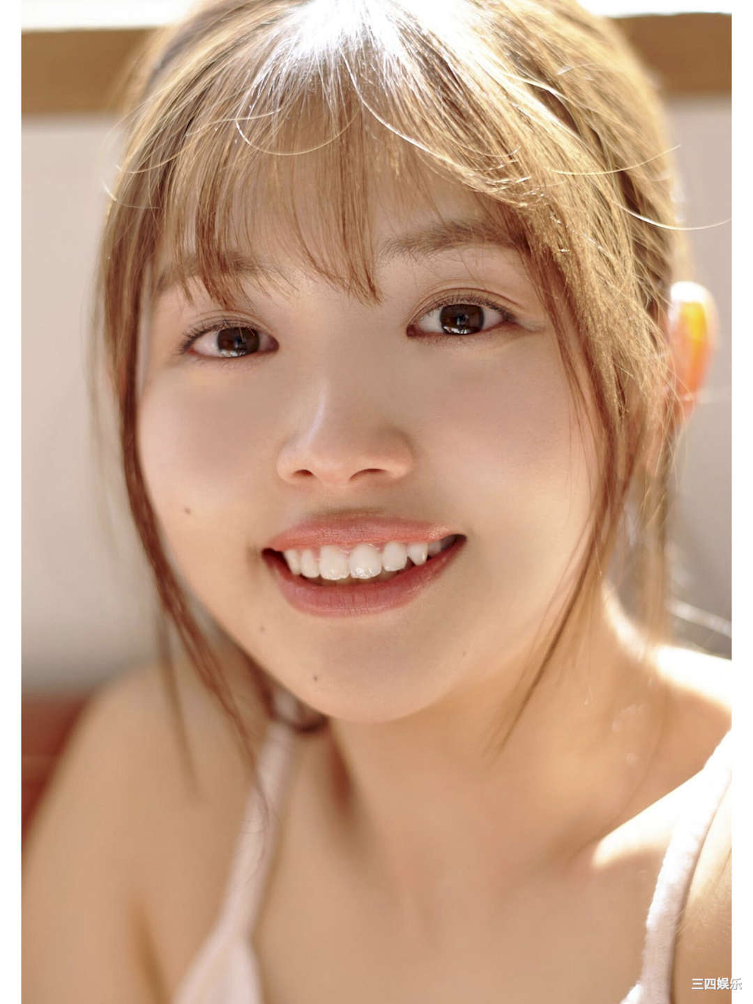 森日菜美写真集《全力全開！ニューヒロイン》高清全本