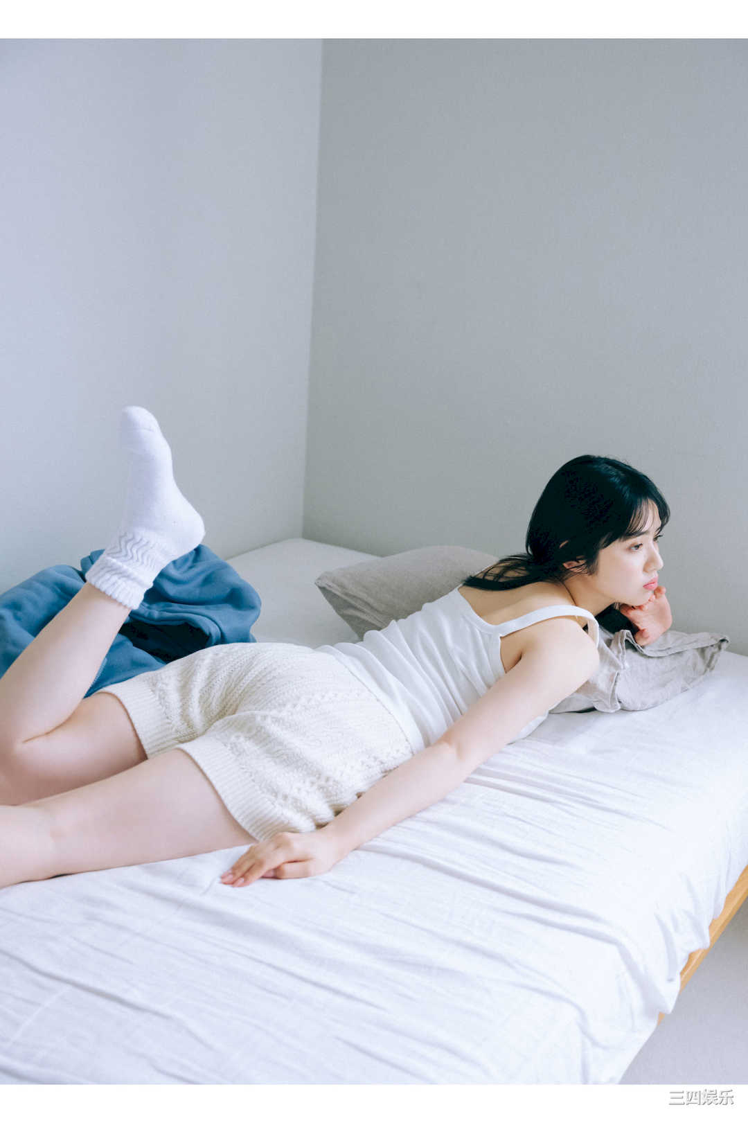 镇西寿寿歌写真集《WHITE graph デジタル写真集》高清全本