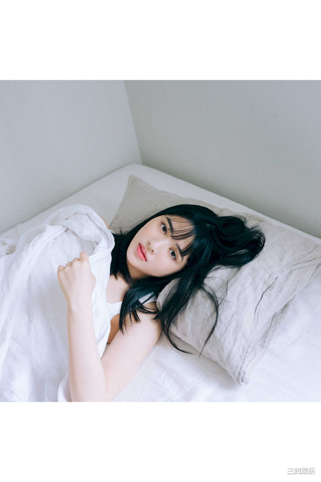 镇西寿寿歌写真集《WHITE graph デジタル写真集》高清全本