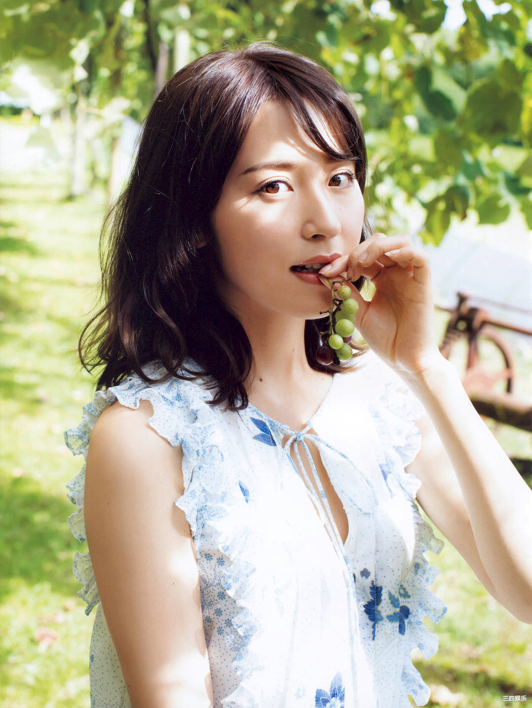 卫藤美彩写真集《話を聞こうか。》高清全本