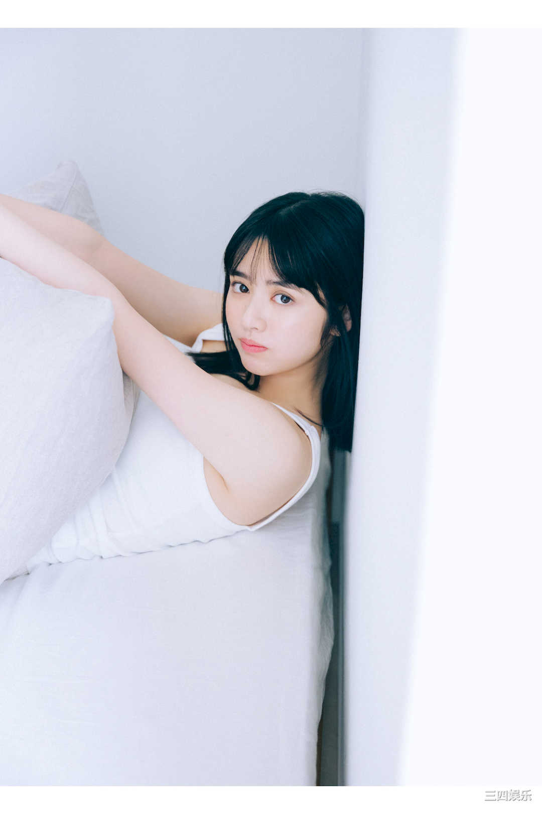 镇西寿寿歌写真集《WHITE graph デジタル写真集》高清全本