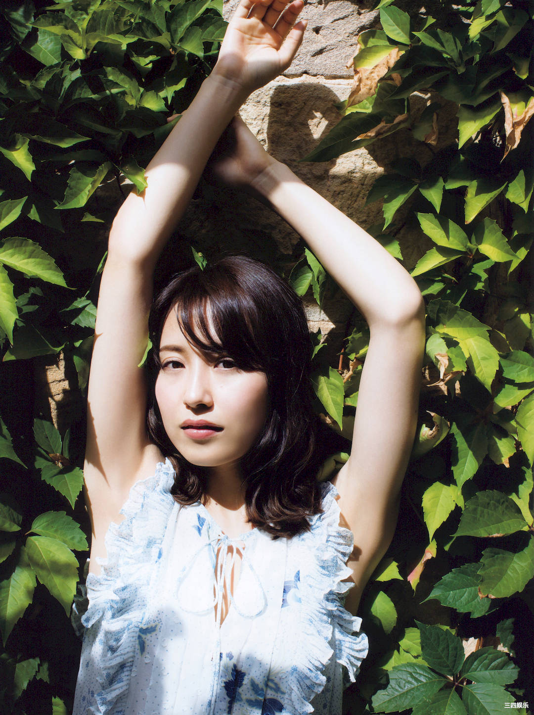 卫藤美彩写真集《話を聞こうか。》高清全本