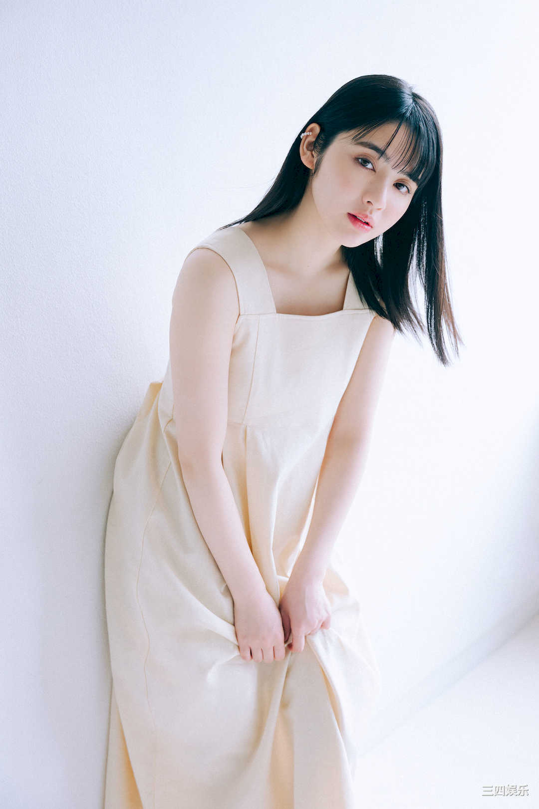 镇西寿寿歌写真集《WHITE graph デジタル写真集》高清全本