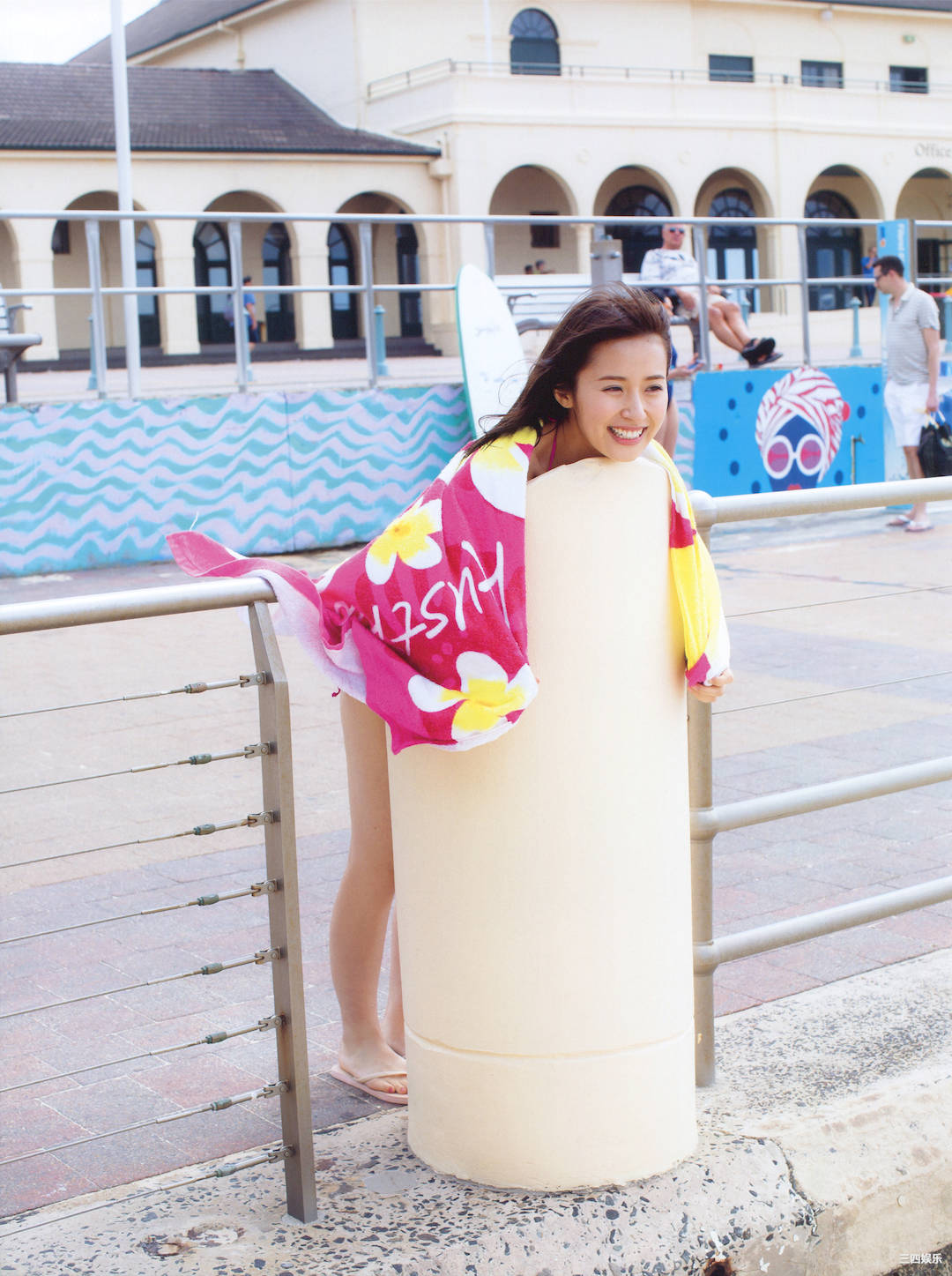 卫藤美彩写真集《話を聞こうか。》高清全本