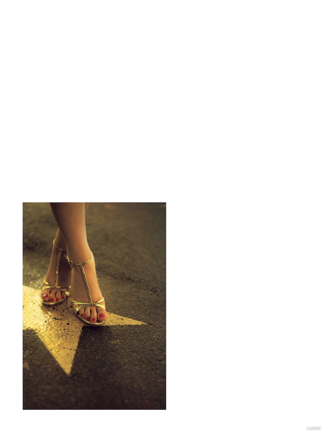 卫藤美彩写真集《話を聞こうか。》高清全本