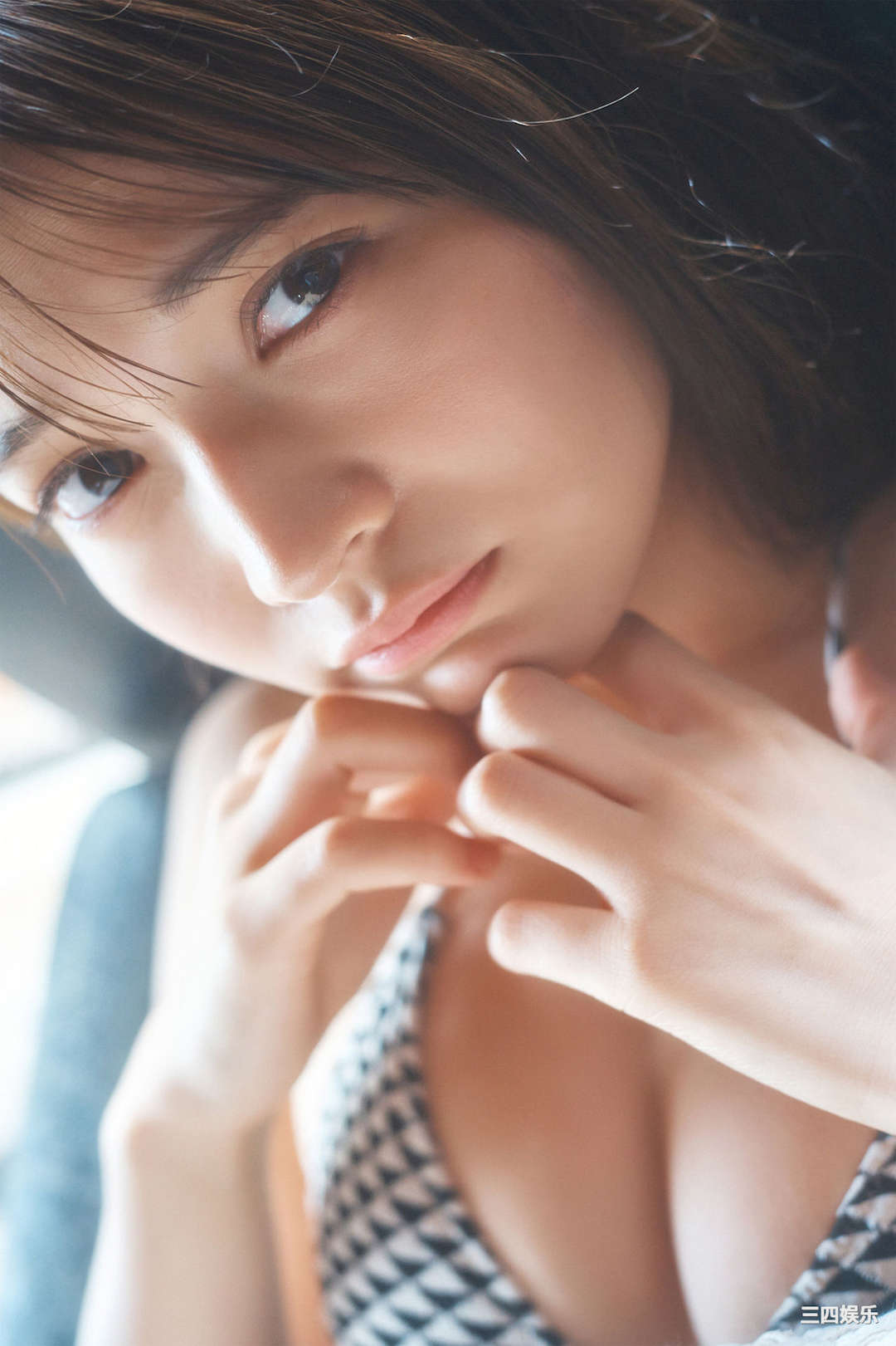 黑崎菜菜子写真集《浴衣姿が乱れて　ロング・バージョン》高清全本