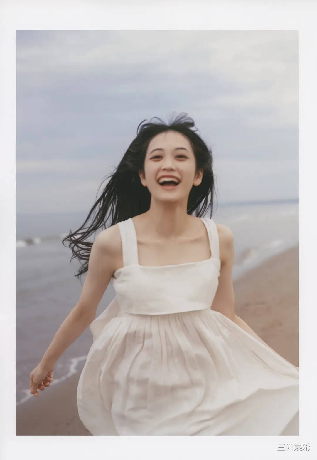 小泉萌香1ST写真集《きみやすみ》高清全本