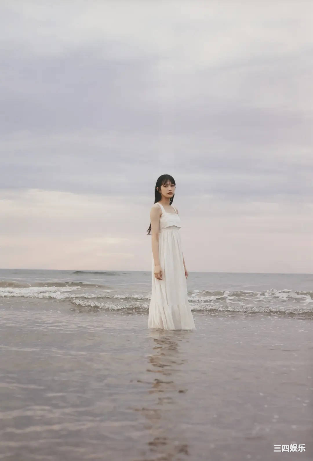 小泉萌香1ST写真集《きみやすみ》高清全本