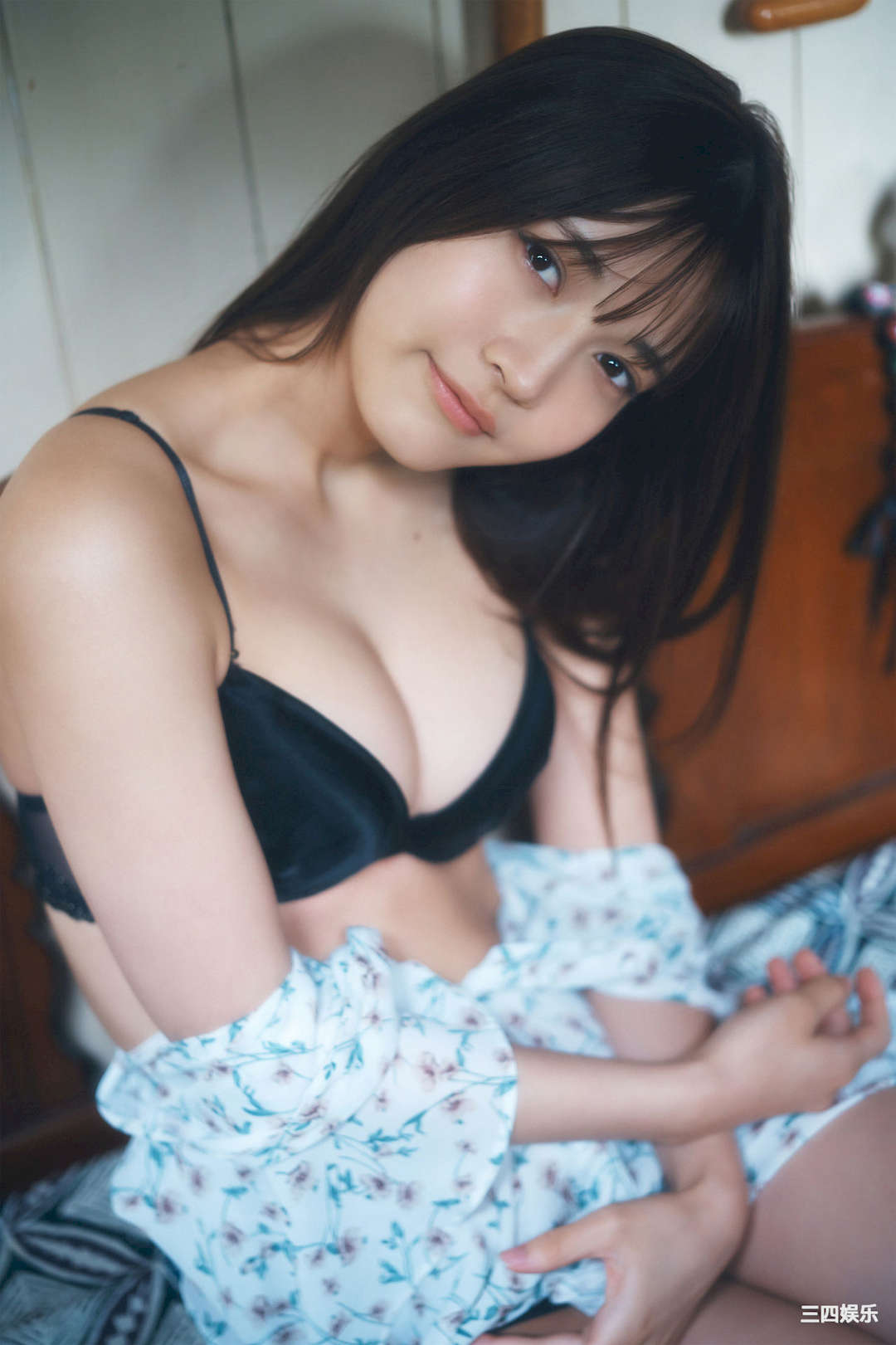 黑崎菜菜子写真集《浴衣姿が乱れて　ロング・バージョン》高清全本