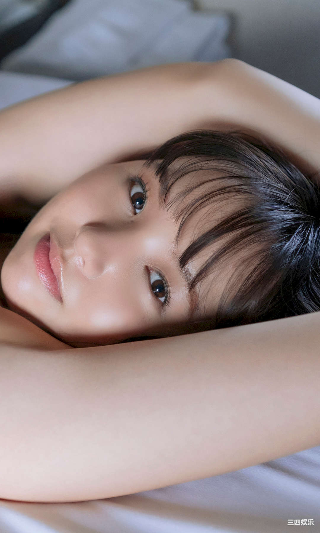 本乡柚巴写真集《大人ゆずはじめました》高清全本