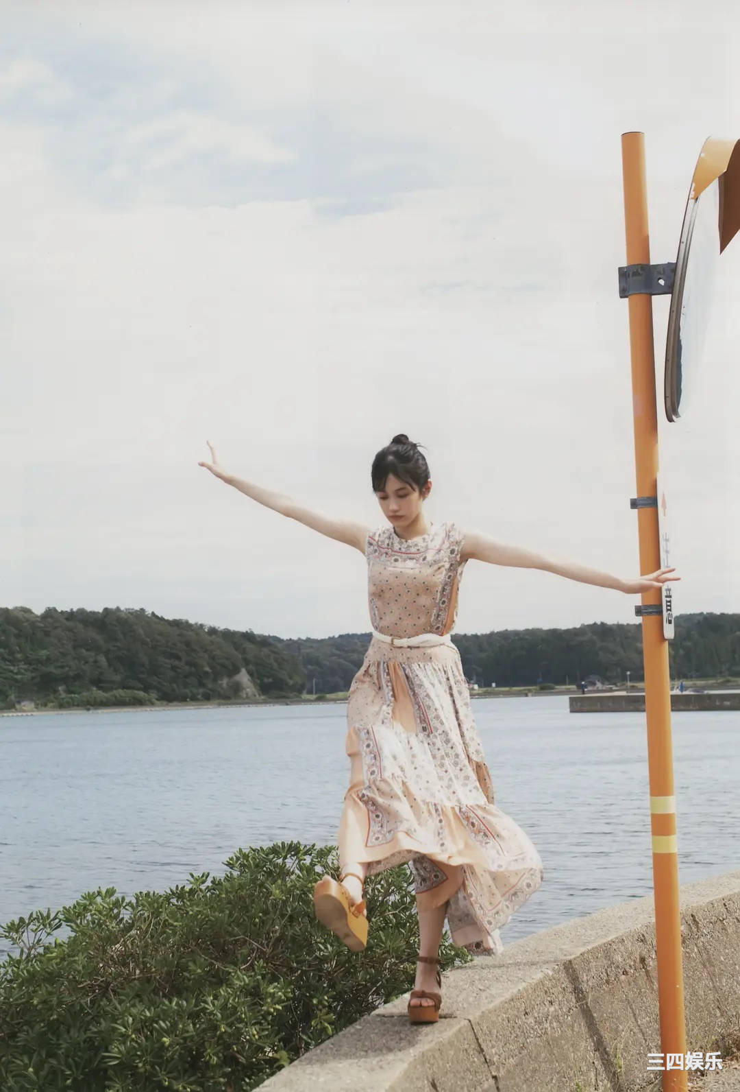 小泉萌香1ST写真集《きみやすみ》高清全本