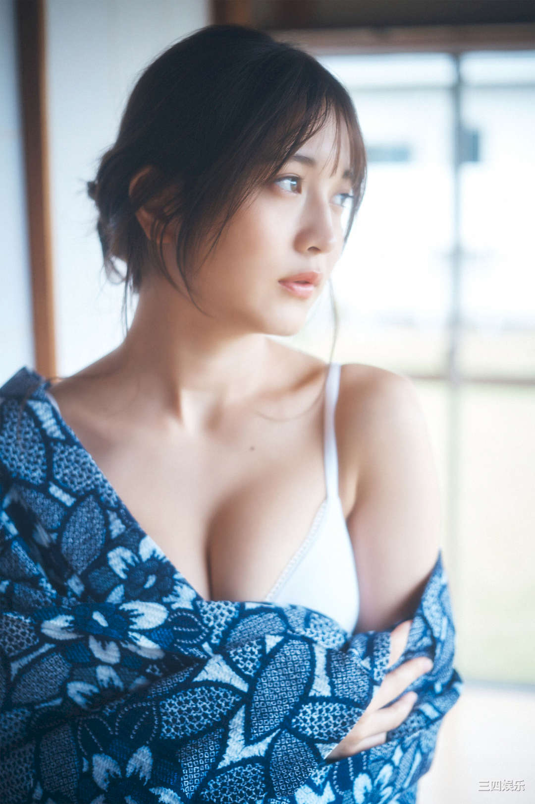 黑崎菜菜子写真集《浴衣姿が乱れて　ロング・バージョン》高清全本