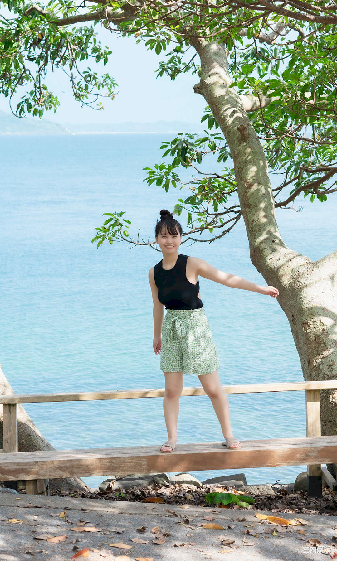 本乡柚巴写真集《大人ゆずはじめました》高清全本