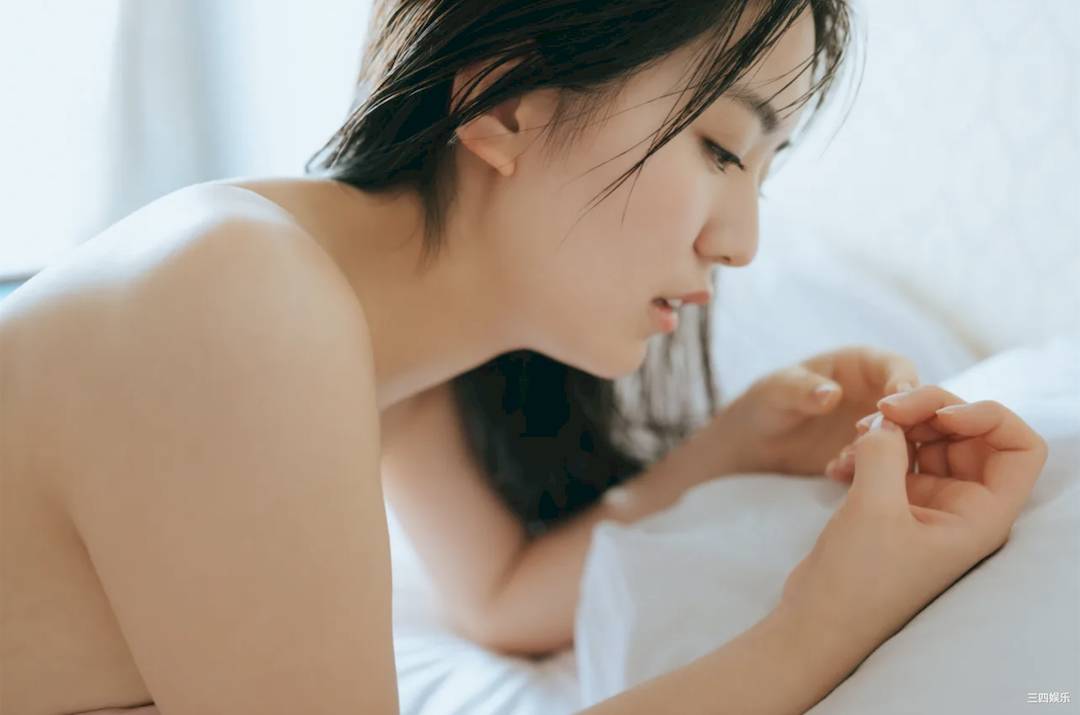 丰田露娜写真集《豊田ルナ 納涼50カット公開》高清全本